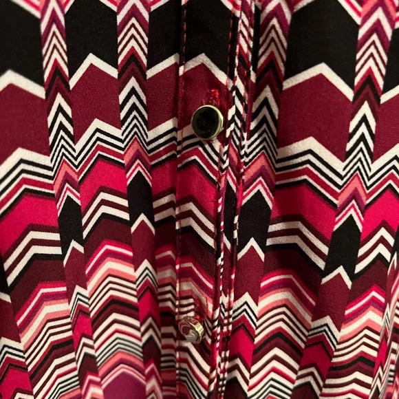 NOTATIONS~ GEO BLOUSE~LG - Picture 9 of 10